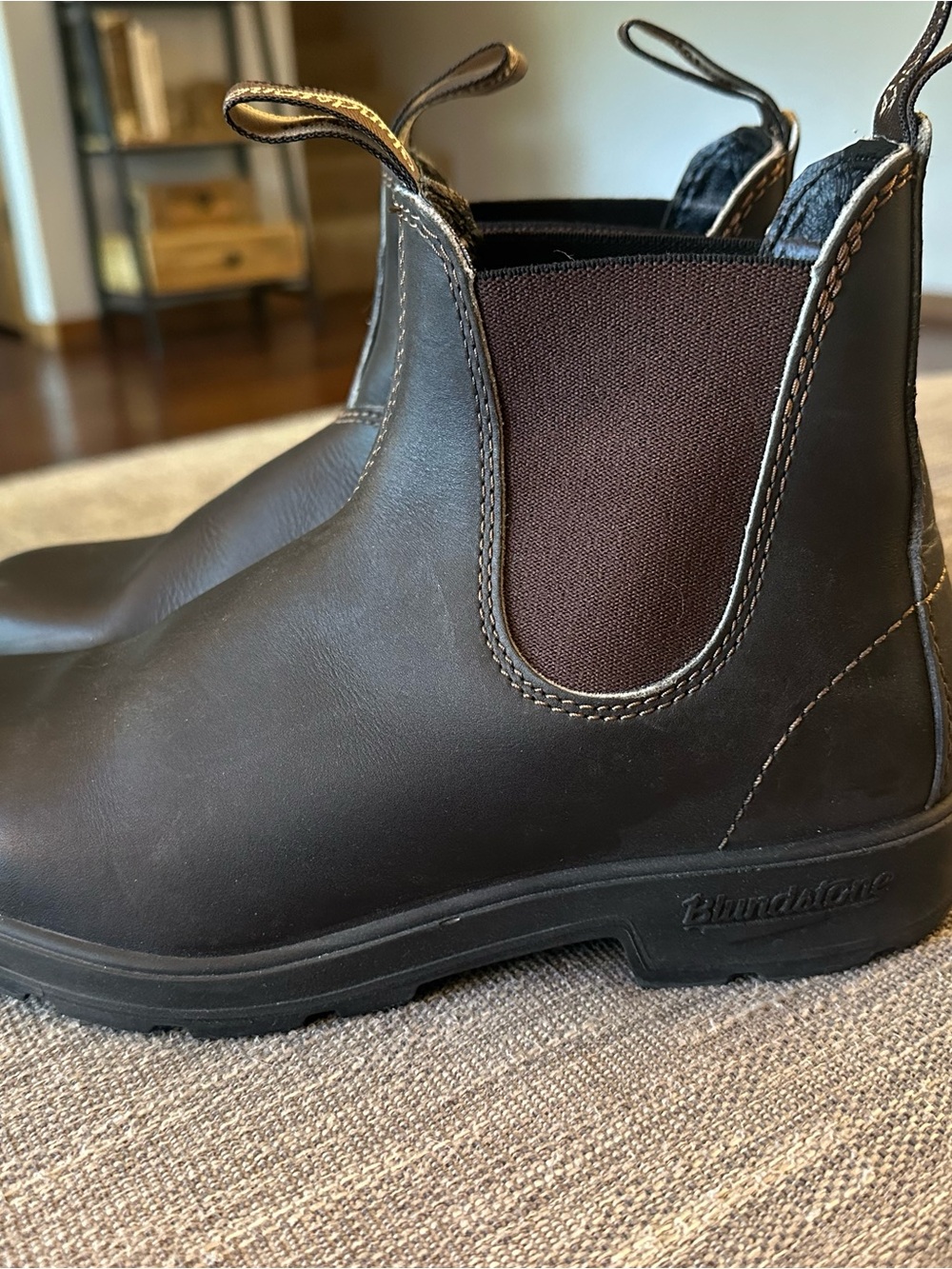 Blundstone Women’s Brown Chelsea Chukka Pull-On Boots